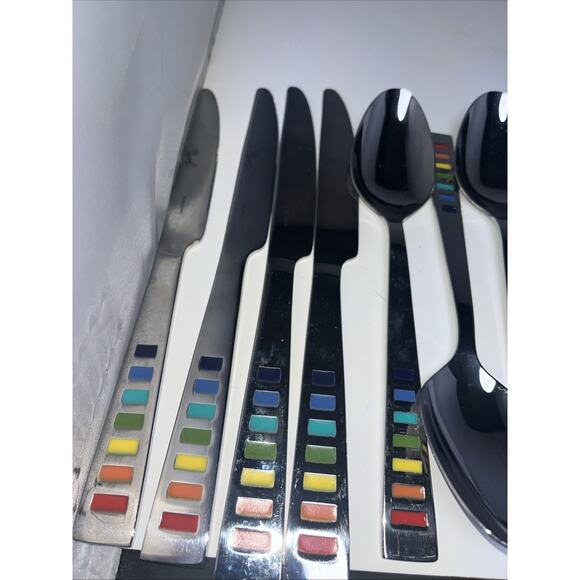 Retired Fiesta Celebration 20-Piece Flatware Set, Service For 4 - Picture 5 of 8